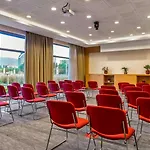 Otel Ibis 3*