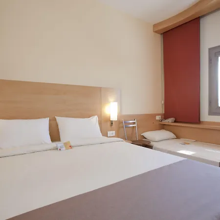 Ibis 3*