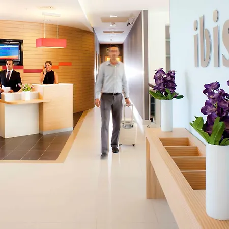 Ibis Hotell