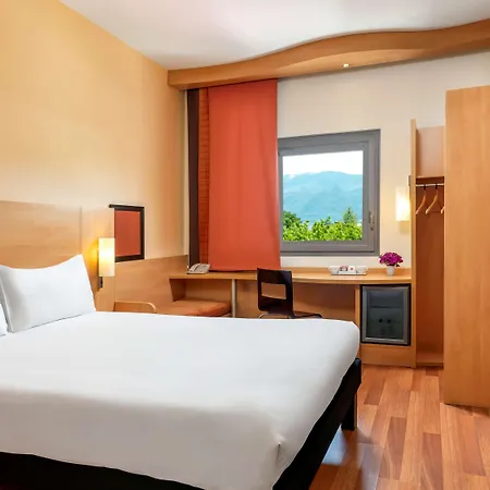 Ibis Hotell
