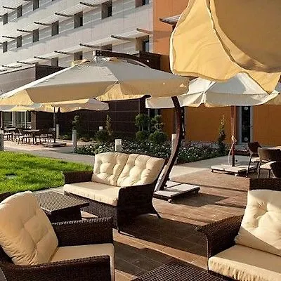 Ibis 3*
