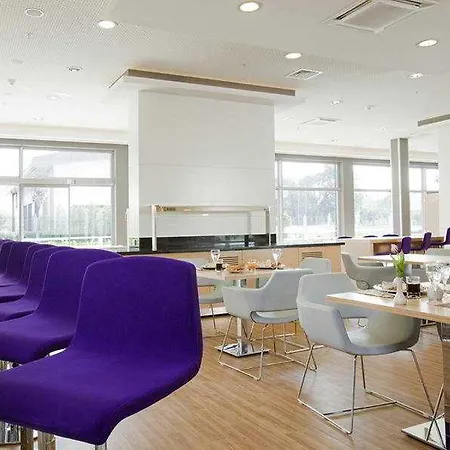 Ibis 3*